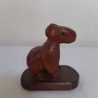 CHIGUIRO CAFE OSCURO