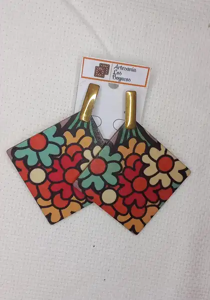 ARETES EN MADERA - FLORES