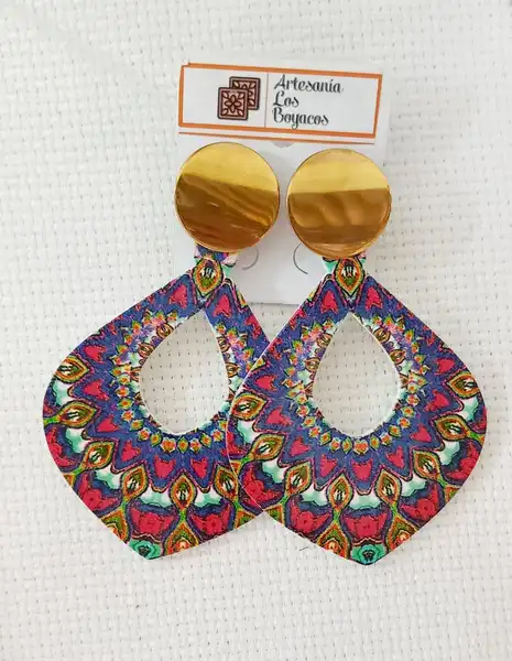 ARETES EN MADERA - COLORIDO