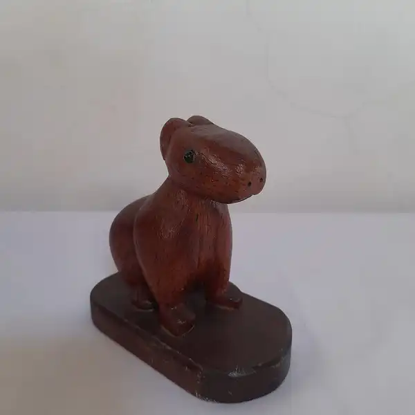 CHIGUIRO CAFE OSCURO