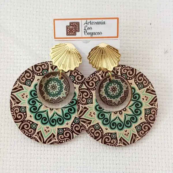 ARETES EN MADERA - CAFE Y VERDE